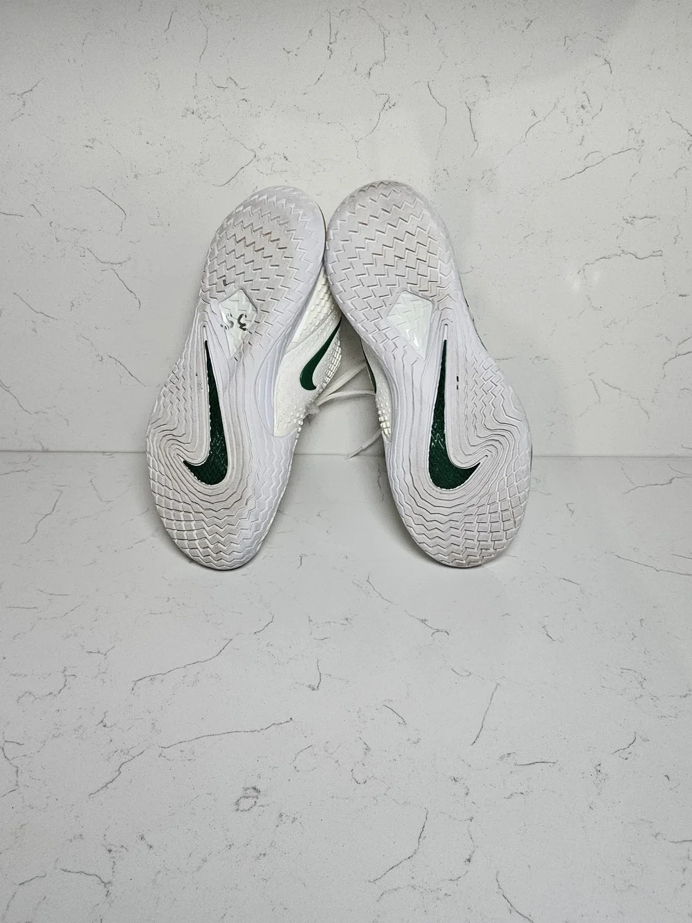 Nike Court Zoom Vapor Cage 4 Tennis Shoes Size 6.5 Green Swoosh